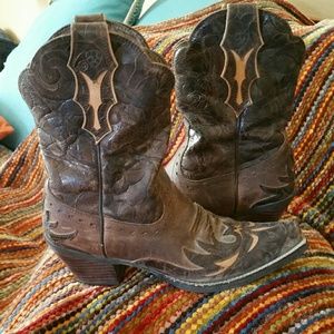 Cowboy boots Ariat